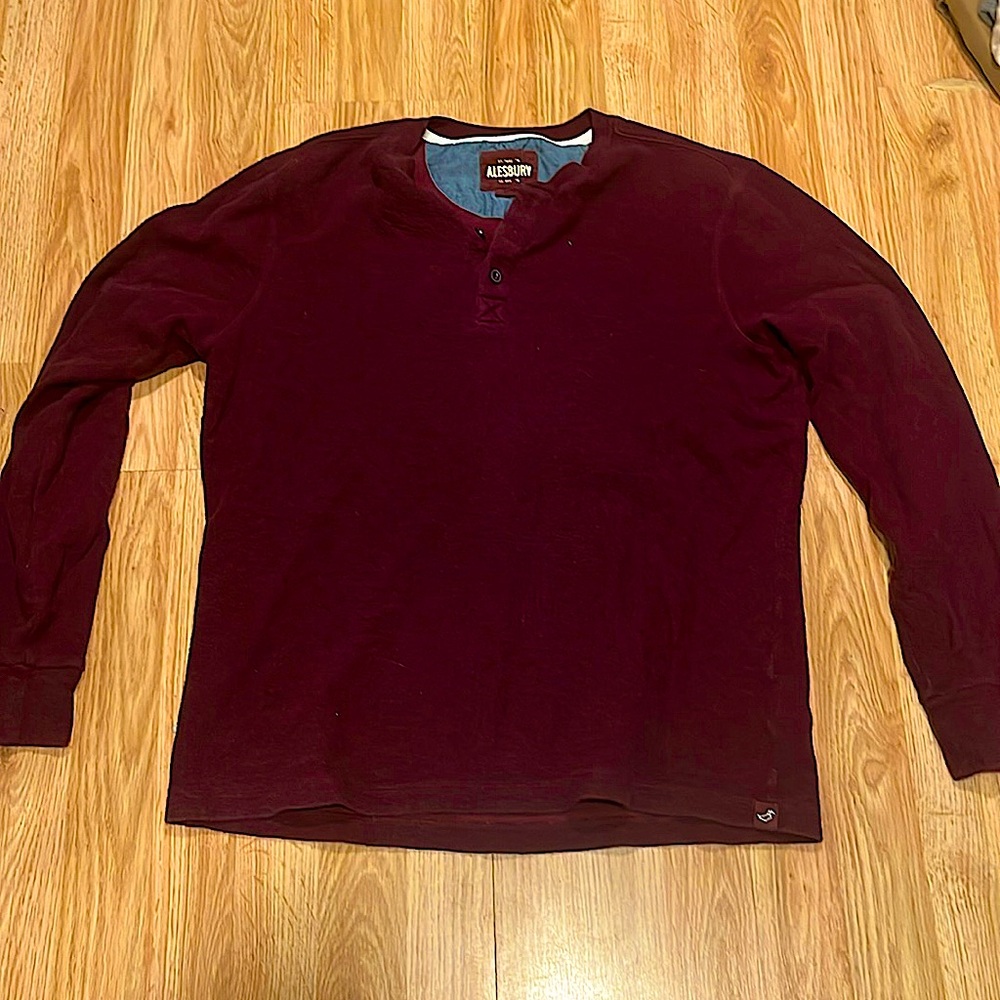 Alesbury maroon sweater